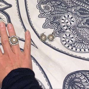 Pearl diamond earring and ring set Banana